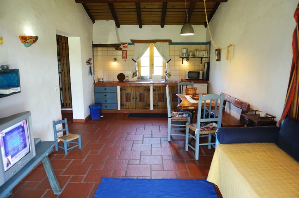 Casa Da Seiceira Guest House Sao Teotonio Room photo